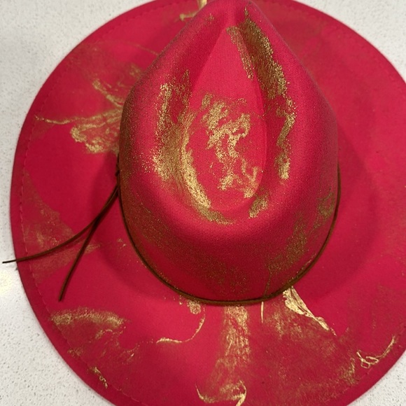 Handmade gold painted felt rancher style hats - Picture 6 of 8